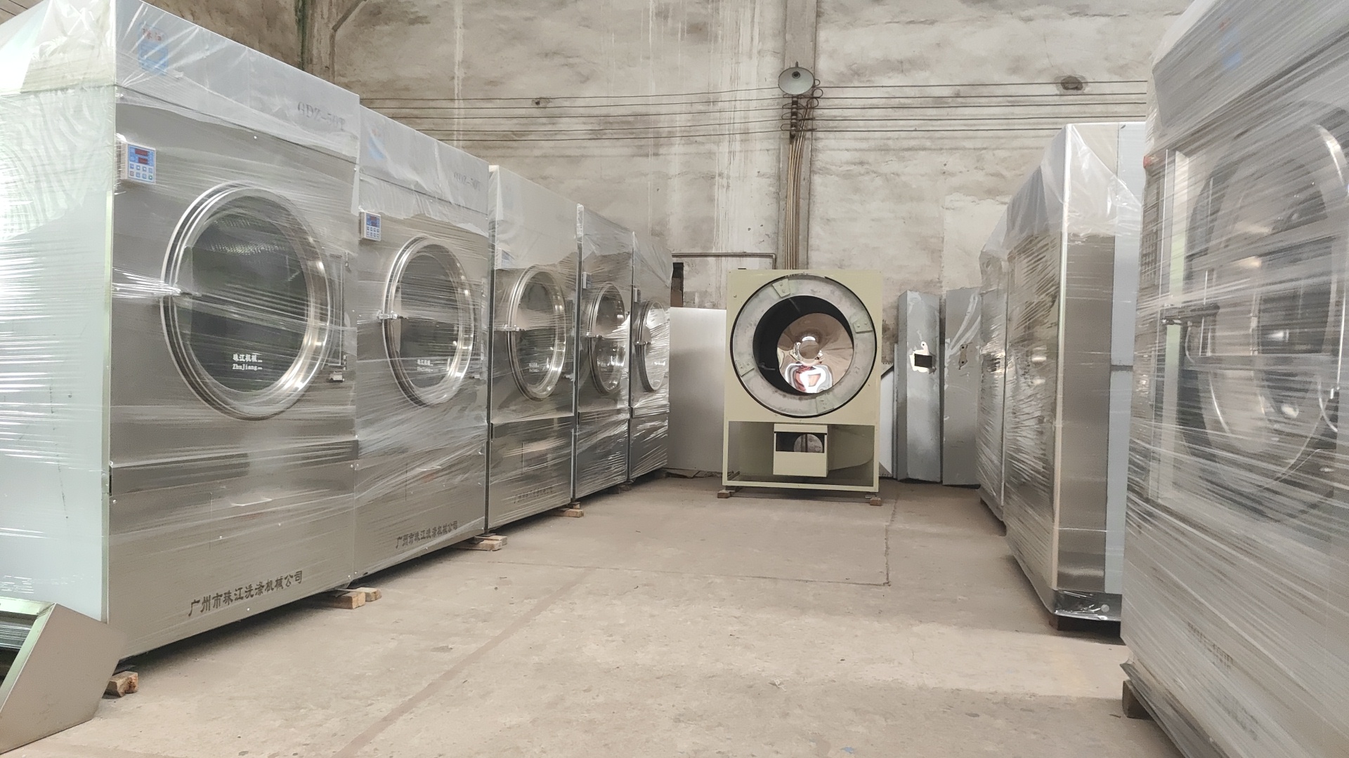 
從醫院到工廠，珠江洗滌工業大型洗衣機如何成為百家企業的放心之選？
